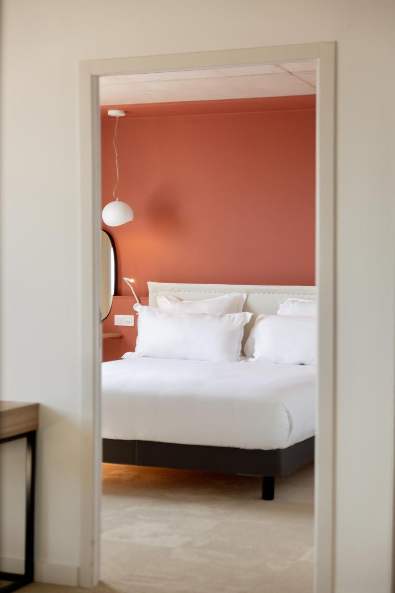 Golden Tulip Hotel & Rooftop Martigues Provence Buitenkant foto